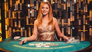 Bàn Live Casino với dealer thật phát sóng trực tiếp tại lb555